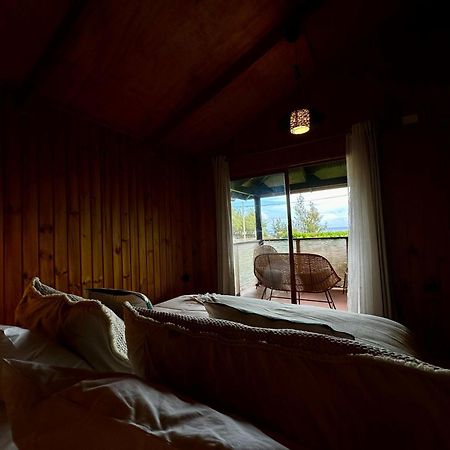 Paraiso Sunset Bungalows Ханга Роа Екстериор снимка