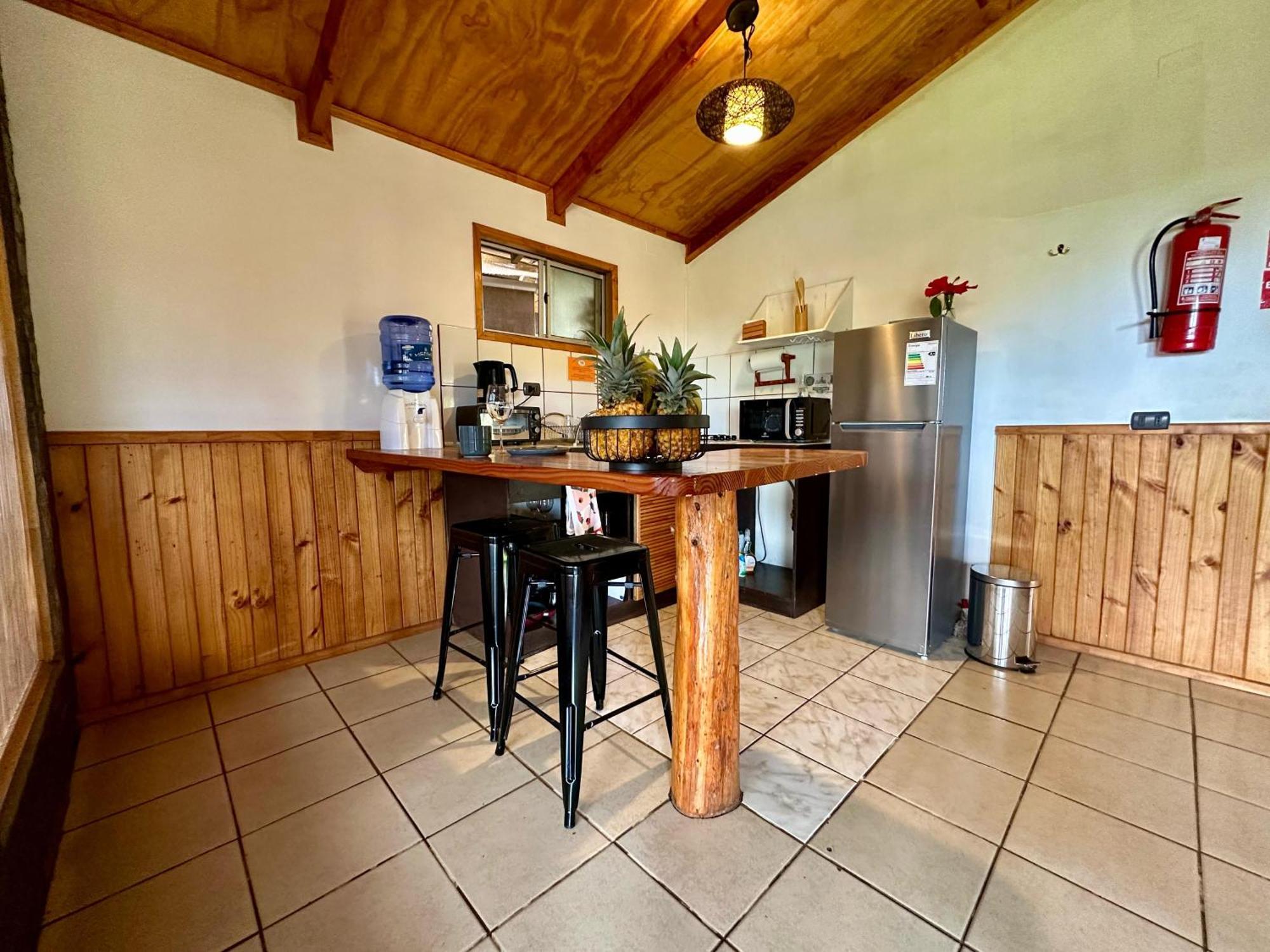 Paraiso Sunset Bungalows Ханга Роа Екстериор снимка