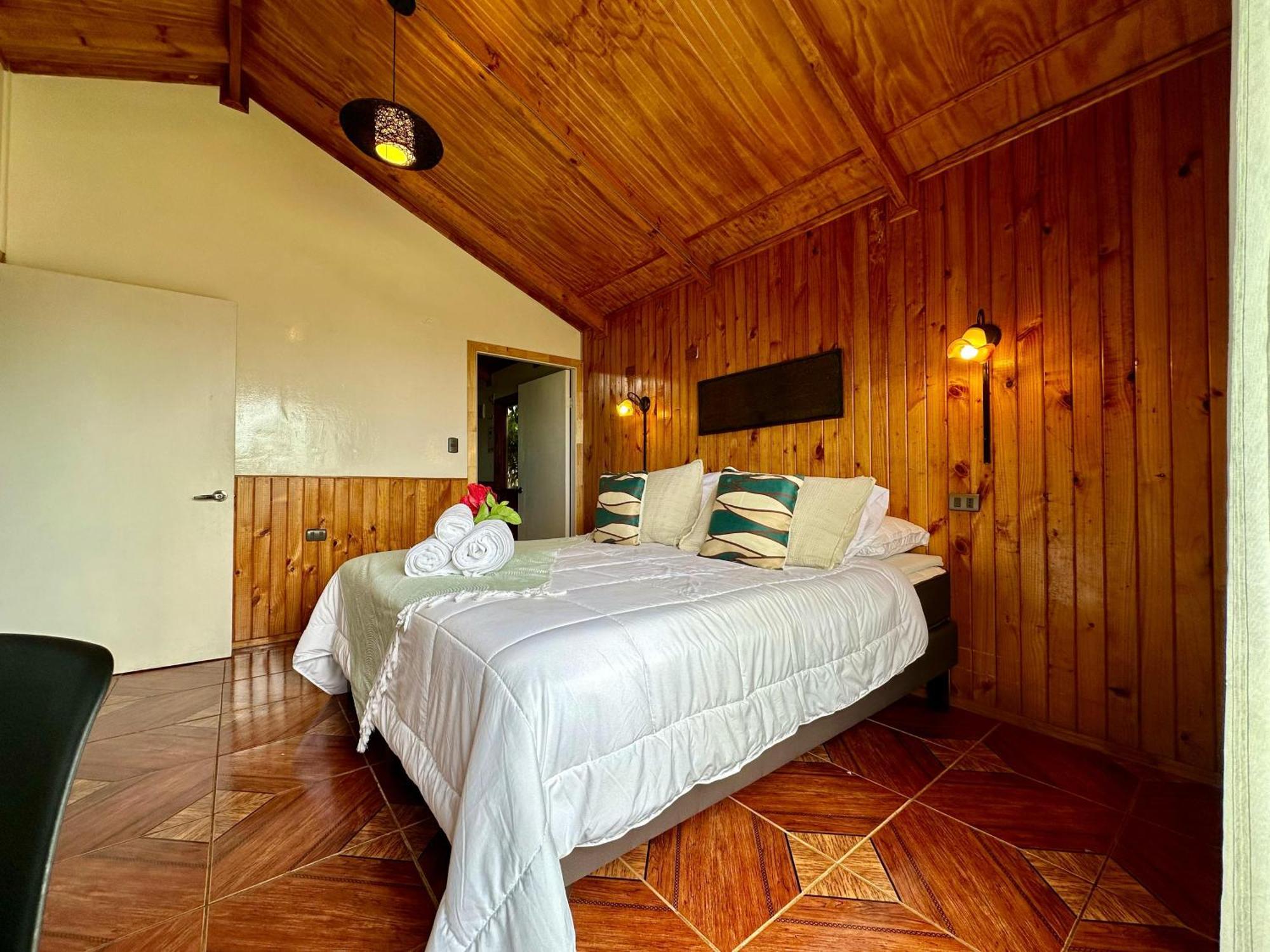 Paraiso Sunset Bungalows Ханга Роа Екстериор снимка