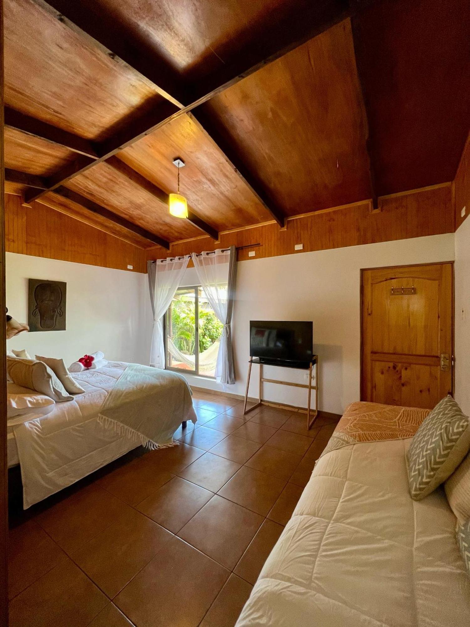Paraiso Sunset Bungalows Ханга Роа Екстериор снимка